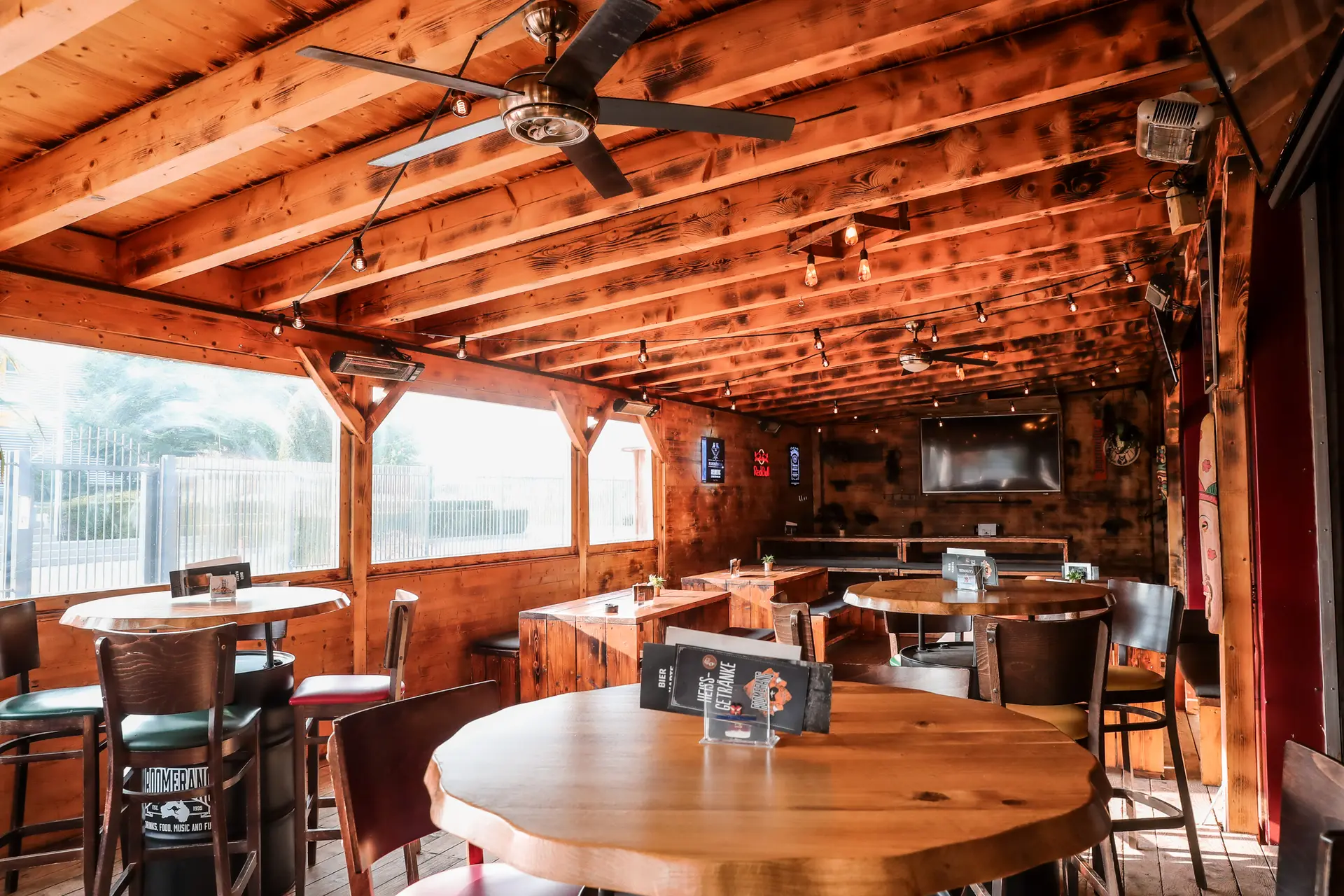 Innenraum der Boomerang Bar im Panorama